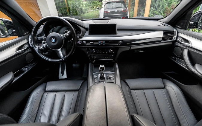 BMW X6 cena 153000 przebieg: 245000, rok produkcji 2017 z Wieliczka małe 106